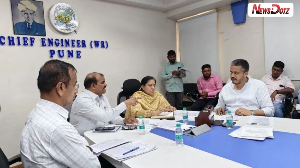 जनाई-शिरसाई योजनेसाठी रोहित पवार ॲक्शन मोडवर सिंचन भवनातील बैठकीत पाण्याच्या प्रश्नांवर निर्णायक चर्चा