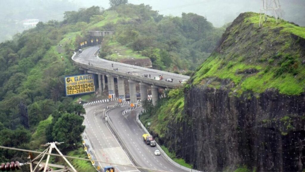 मावळमध्ये MIDC प्रकल्पासाठी भूसंपादनाला सुरुवात 1100 एकरांवर उभारणार औद्योगिक कॉरिडॉर