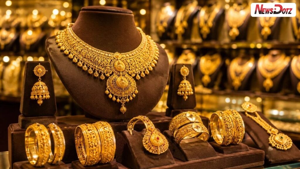 Gold Price Today: सोन्याने पुन्हा घेतली झेप! 24 कॅरेट सोन्याचा दर 1.53 लाखांच्या पार, चांदीही तेजीत