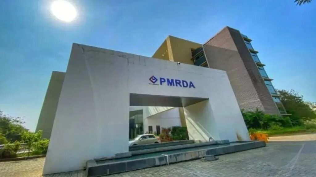 PMRDA ची ‘त्रिसूत्री’ जाहीर! विकास, वाहतूक व्यवस्थापन आणि पारदर्शकतेवर विशेष भर