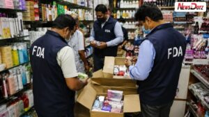 क्रॉफर्ड मार्केटमध्ये FDAची मोठी कारवाई दिशाभूल करणारी सौंदर्य प्रसाधने जप्त, राज्यभरात 34.62 लाखांचा मुद्देमाल ताब्यात