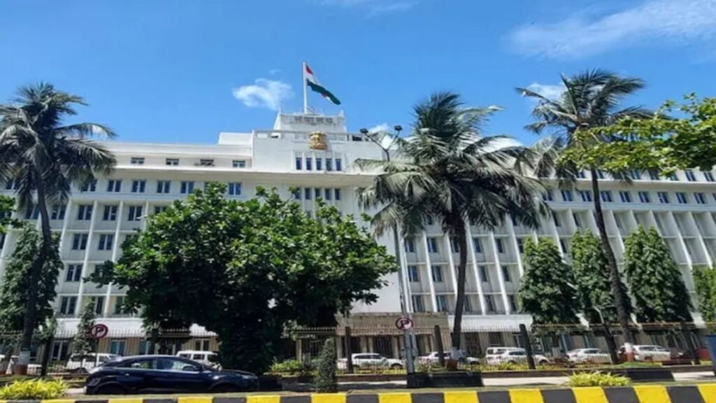 राज्य सरकारचा मोठा निर्णय! माहिती-जनसंपर्क आणि राजशिष्टाचार स्वतंत्र विभाग मंत्रिमंडळाच्या निर्णयामुळे प्रशासनाला गती