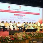 मराठा युवकांच्या शिक्षण व रोजगारासाठी सरकार कटिबद्ध ‘सारथी’च्या कार्याचे मुख्यमंत्री देवेंद्र फडणवीसांकडून कौतुक