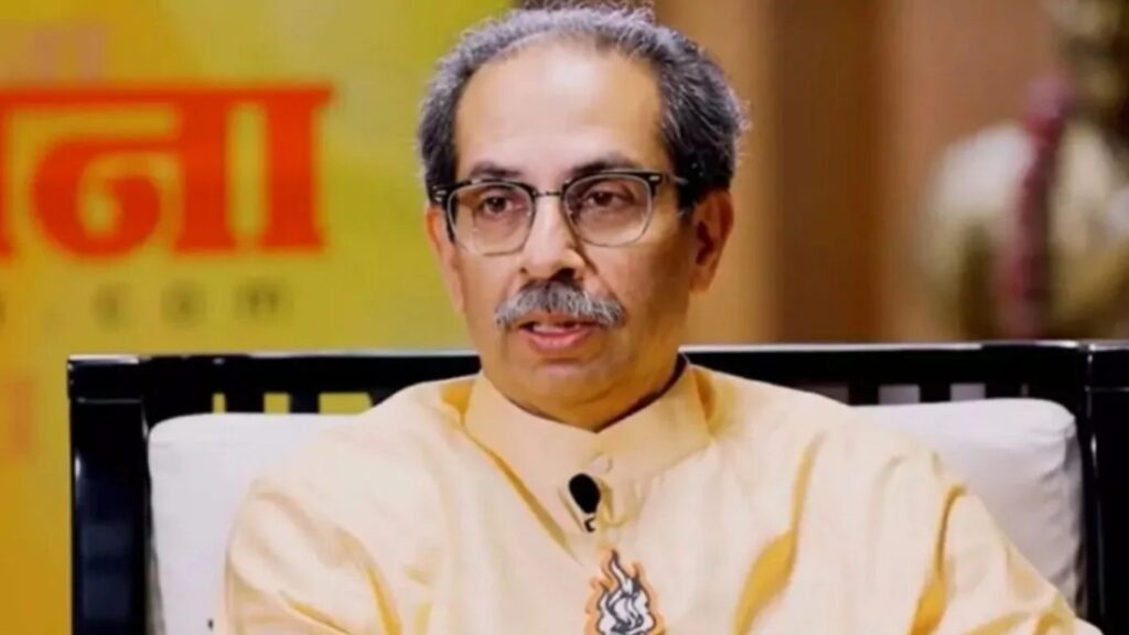 Uddhav Thackeray: 6 बंडखोर खासदार अपात्र ठरणार? लोकसभा अध्यक्षांकडे कारवाईची मागणी उद्धव ठाकरेंचा मोठा दावा