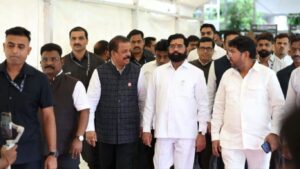 एकनाथ शिंदे रुग्णालयात दाखल प्रकृती स्थिर, डॉक्टरांच्या देखरेखीखाली उपचार सुरू