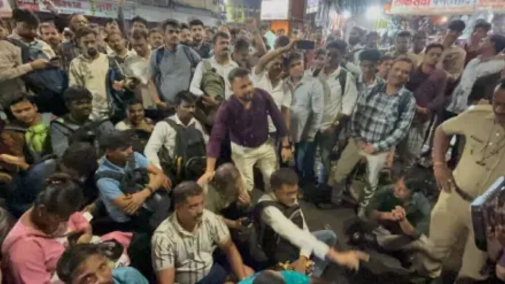डोंबिवलीत रिक्षाचालकांची मनमानी भाडे नाकारल्याने प्रवाशांचा संताप, RTO-पोलिसांची धावपळ