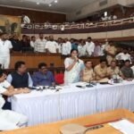 पुण्यात गणेशोत्सव निर्बंधमुक्त करण्यास प्रशासन सकारात्मक मंडळांना त्रास न देण्याची सूचना