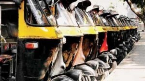 पुणे-पिंपरी चिंचवडमध्ये रिक्षा प्रवास महागला किमान भाडे आता 30 रुपये