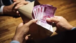 सरकारी नोकरीत ग्रेड-पे म्हणजे काय? Basic Salary आणि In-Hand Salary चे गणित समजून घ्या