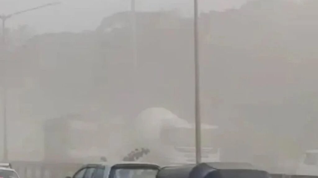 मिरा-भाईंदरमध्ये प्रदूषणाचा प्रश्न गंभीर; AQI १९२, १५० बांधकामांना नोटिसा