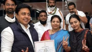 नागपूर पदवीधर मतदारसंघात काँग्रेसचे अभिजित वंजारी विजयी; भाजपला धक्का