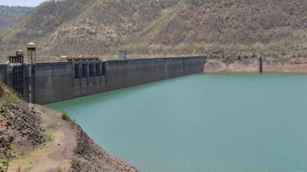 डिंभे उजव्या कालव्याला पाणी सोडण्याची मागणी; ४५ गावांतील शेतकरी चिंतेत