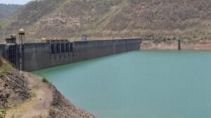 डिंभे उजव्या कालव्याला पाणी सोडण्याची मागणी; ४५ गावांतील शेतकरी चिंतेत